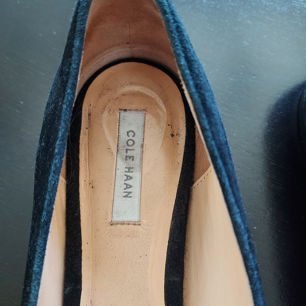 Cole Haan Women's Black Suede Loafers With Snakeskin Effect Trim, 7.5 - Picture 2 of 9